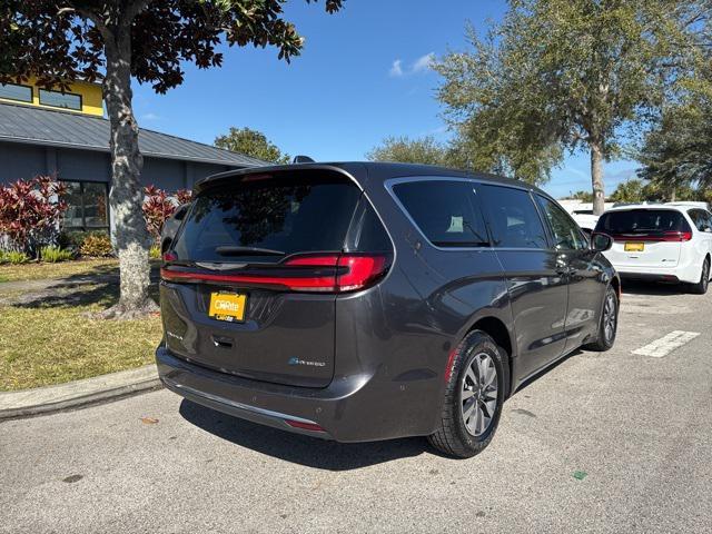 used 2022 Chrysler Pacifica Hybrid car, priced at $19,980