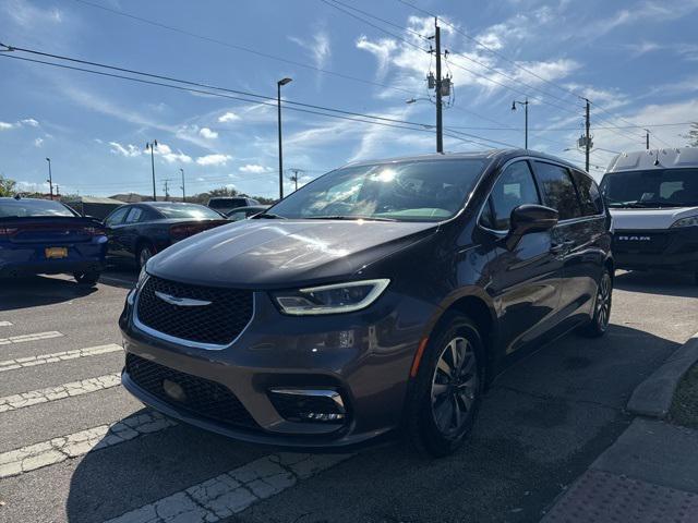 used 2022 Chrysler Pacifica Hybrid car, priced at $19,980