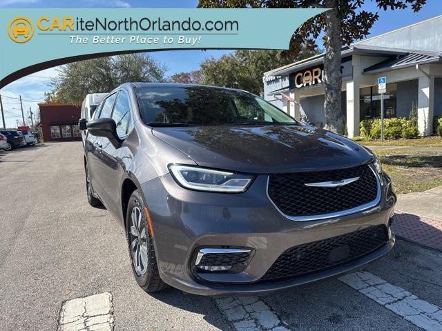 used 2022 Chrysler Pacifica Hybrid car, priced at $19,980