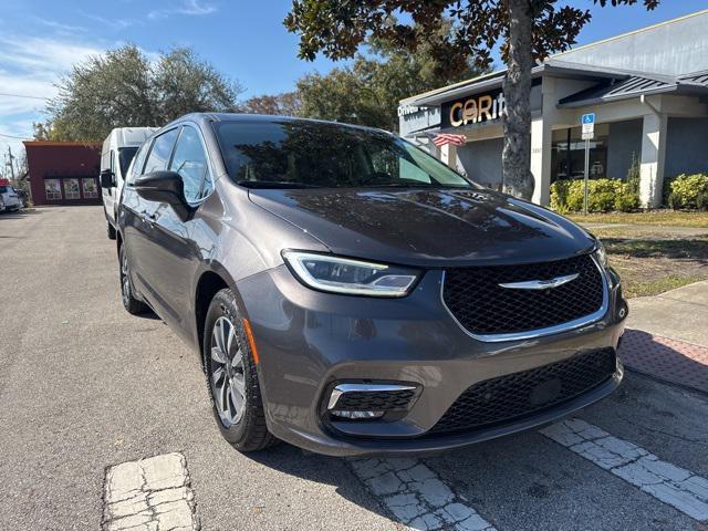 used 2022 Chrysler Pacifica Hybrid car, priced at $19,980