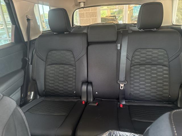 new 2025 Nissan Pathfinder car, priced at $40,360