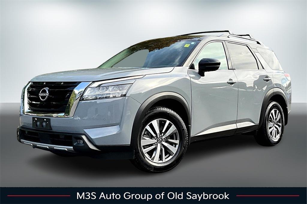 used 2022 Nissan Pathfinder car, priced at $28,290