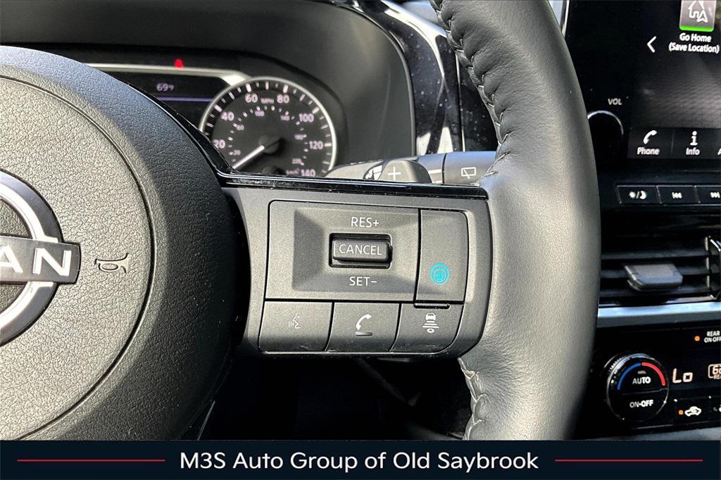 used 2022 Nissan Pathfinder car, priced at $28,290