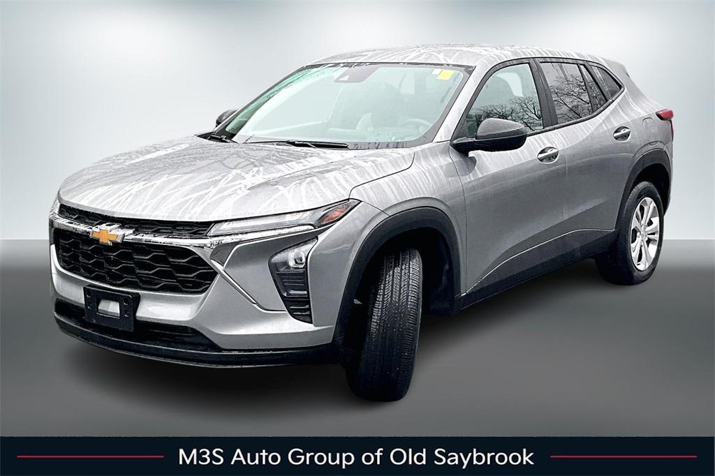used 2024 Chevrolet Trax car, priced at $18,948