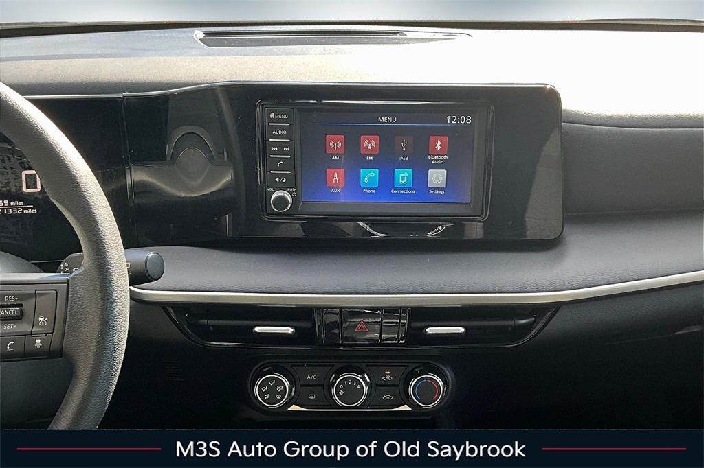 used 2025 Nissan Kicks car, priced at $20,290