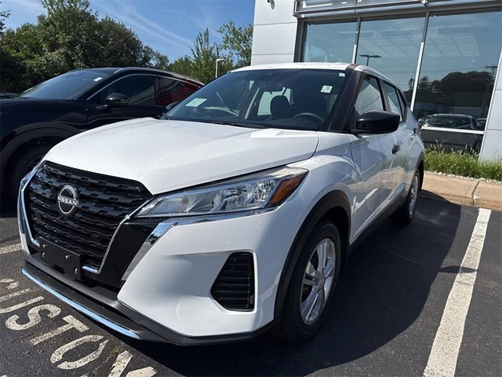 new 2025 Nissan Kicks car, priced at $23,870