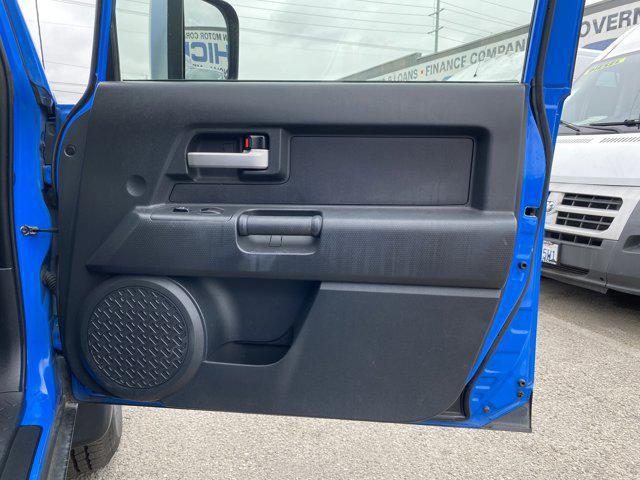 used 2007 Toyota FJ Cruiser car, priced at $14,941