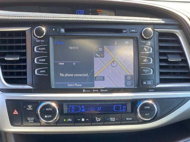 used 2018 Toyota Highlander car, priced at $19,980