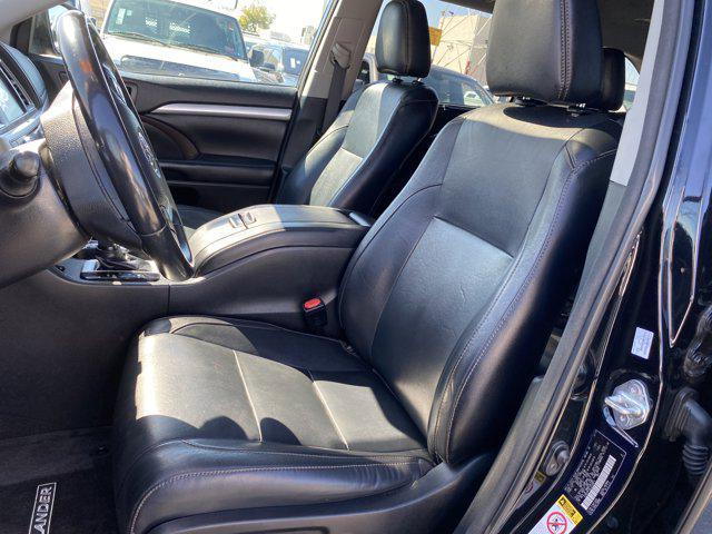 used 2018 Toyota Highlander car, priced at $19,980
