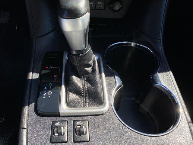 used 2018 Toyota Highlander car, priced at $19,980