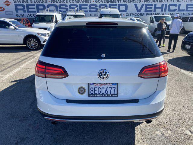 used 2018 Volkswagen Golf Alltrack car, priced at $11,377