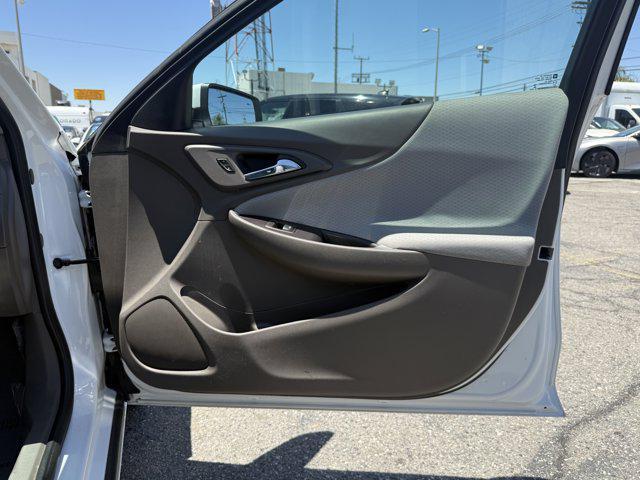 used 2018 Chevrolet Malibu car, priced at $9,889