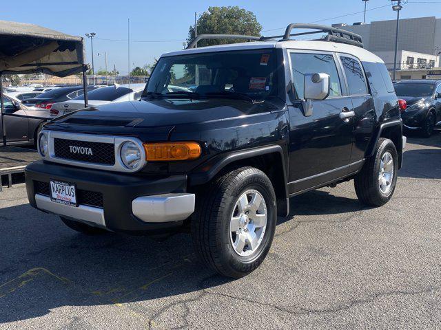 used 2007 Toyota FJ Cruiser car, priced at $11,991