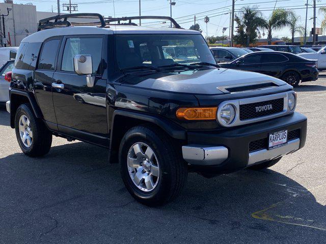 used 2007 Toyota FJ Cruiser car, priced at $11,991
