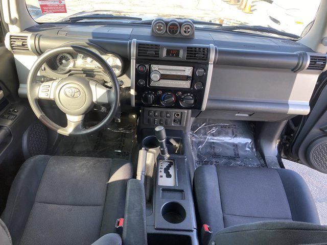 used 2007 Toyota FJ Cruiser car, priced at $11,991
