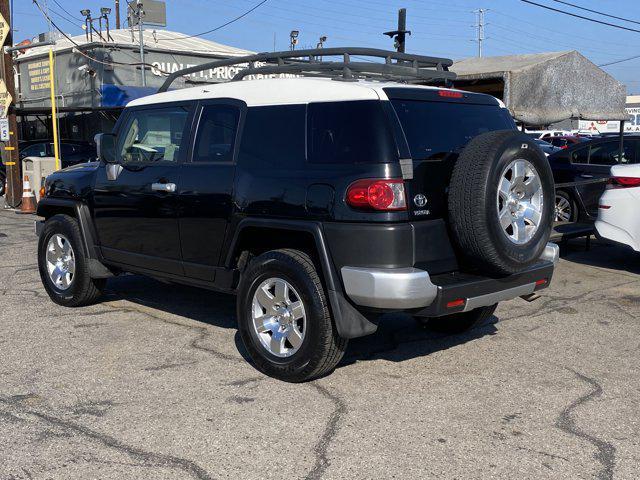 used 2007 Toyota FJ Cruiser car, priced at $11,991