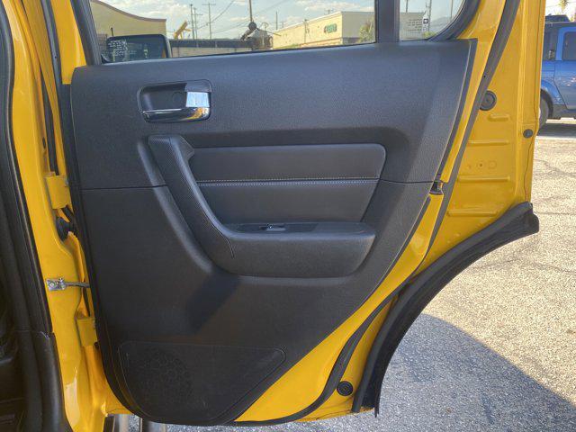 used 2007 Hummer H3 car, priced at $12,447