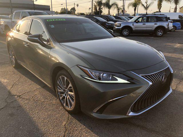 used 2020 Lexus ES 300h car, priced at $25,447