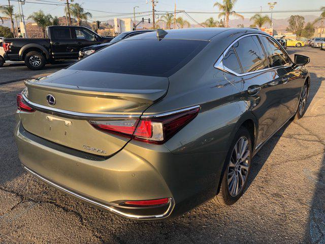 used 2020 Lexus ES 300h car, priced at $25,447