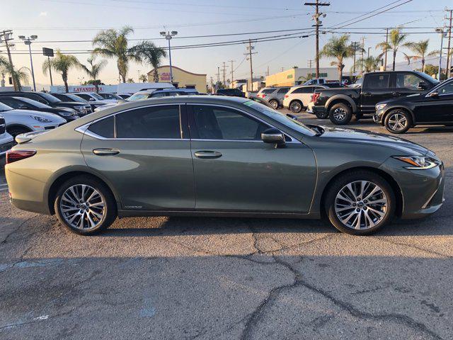 used 2020 Lexus ES 300h car, priced at $25,447