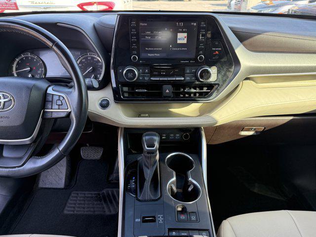 used 2022 Toyota Highlander car, priced at $27,597