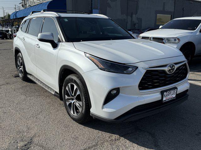used 2022 Toyota Highlander car, priced at $27,597