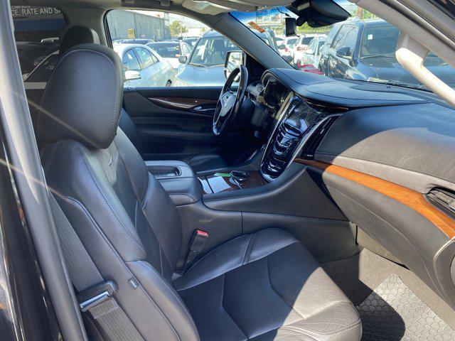 used 2019 Cadillac Escalade ESV car, priced at $34,991