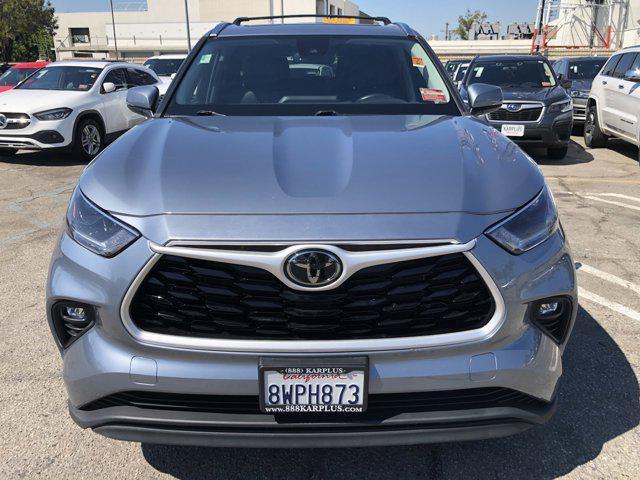 used 2021 Toyota Highlander car, priced at $27,027