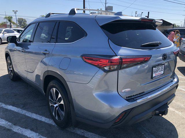 used 2021 Toyota Highlander car, priced at $27,027