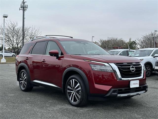 new 2024 Nissan Pathfinder car, priced at $48,311