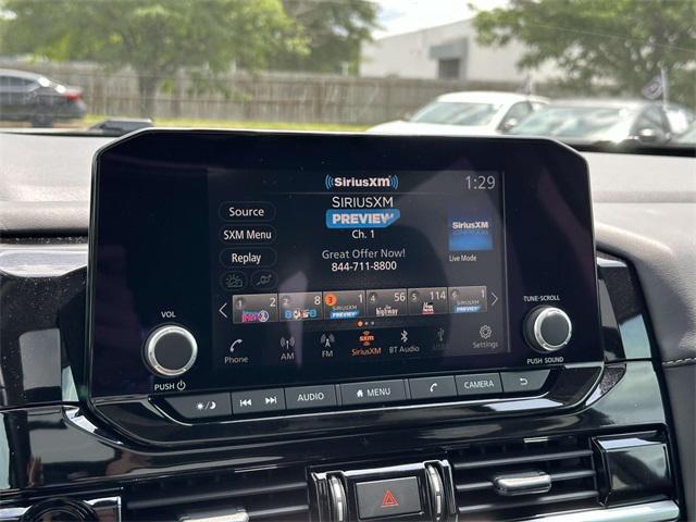 new 2025 Nissan Pathfinder car, priced at $39,584