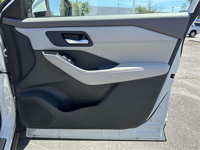 used 2023 Nissan Rogue car, priced at $25,494