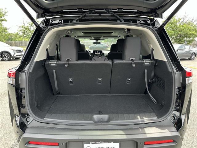 new 2025 Nissan Pathfinder car, priced at $39,180