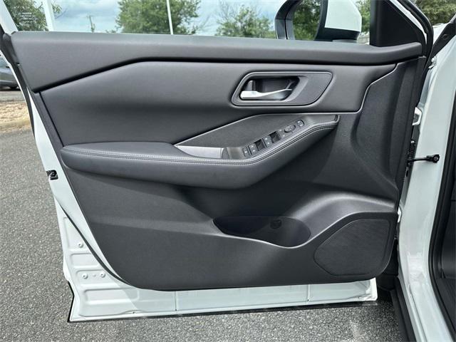 new 2025 Nissan Rogue car, priced at $32,549
