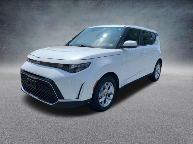 used 2023 Kia Soul car, priced at $20,962