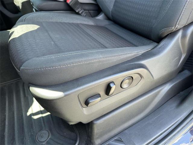 used 2022 Chevrolet Silverado 1500 car, priced at $33,075