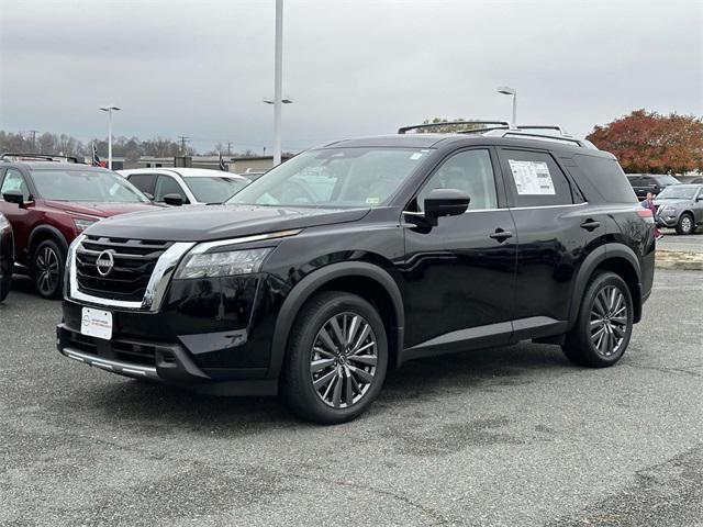 new 2025 Nissan Pathfinder car, priced at $46,588