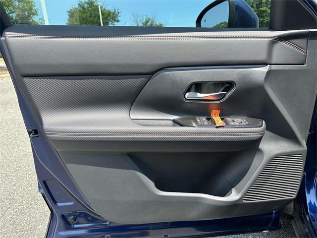 new 2025 Nissan Kicks car, priced at $24,267