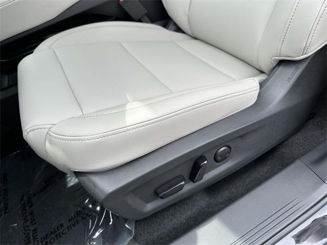 new 2025 Nissan Murano car, priced at $42,061
