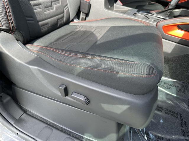 new 2025 Nissan Frontier car, priced at $40,174