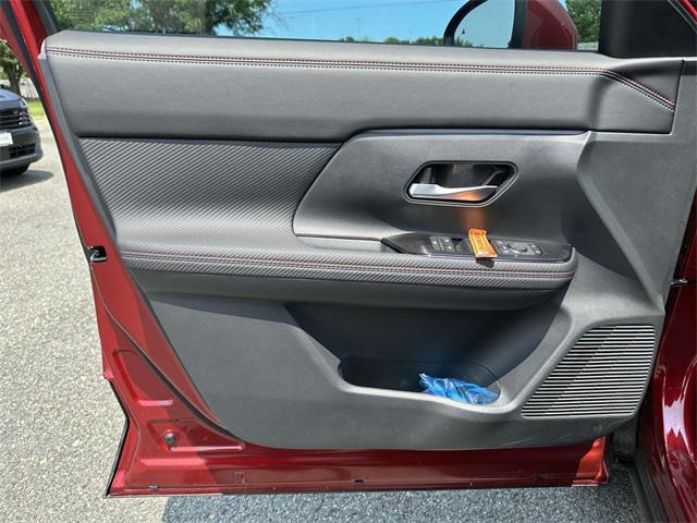 new 2025 Nissan Kicks car, priced at $24,671