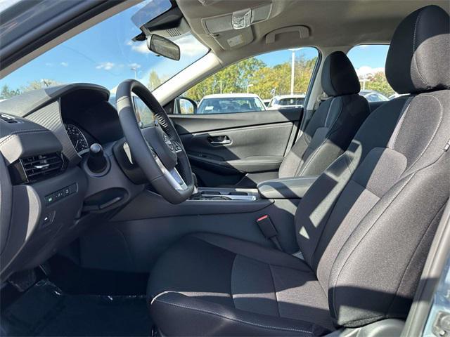 new 2025 Nissan Sentra car, priced at $22,318