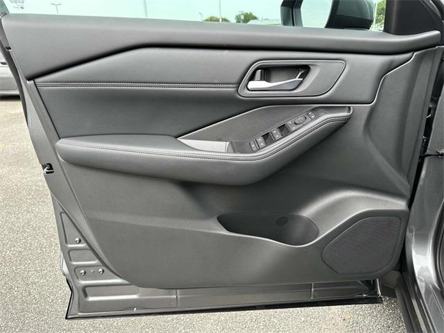new 2025 Nissan Rogue car, priced at $28,997