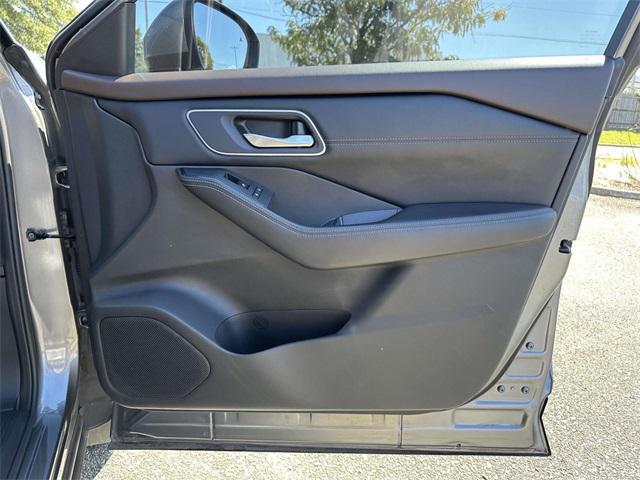 used 2021 Nissan Rogue car, priced at $19,143