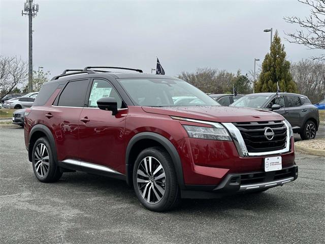 new 2024 Nissan Pathfinder car, priced at $48,701