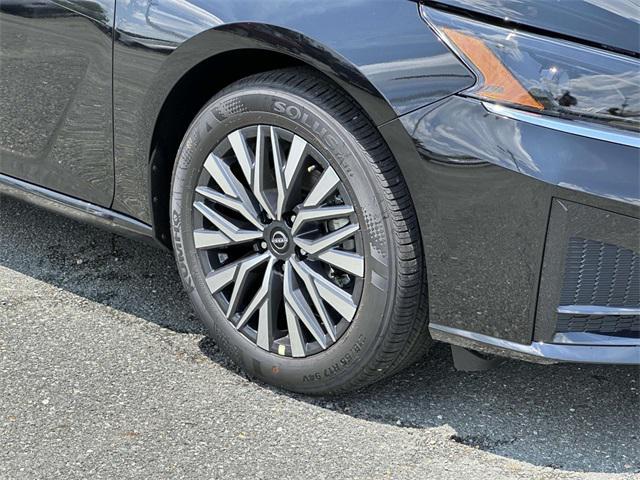 new 2025 Nissan Altima car, priced at $27,110