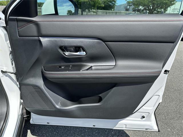 new 2025 Nissan Kicks car, priced at $26,601
