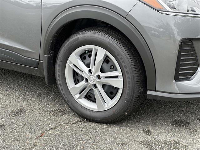 new 2025 Nissan Kicks car, priced at $21,457