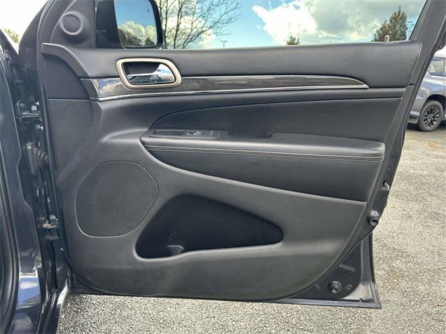 used 2015 Jeep Grand Cherokee car, priced at $14,795