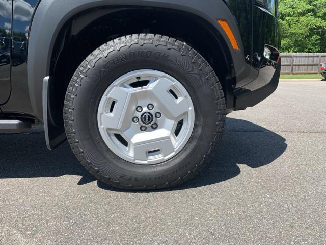 new 2024 Nissan Frontier car, priced at $43,650